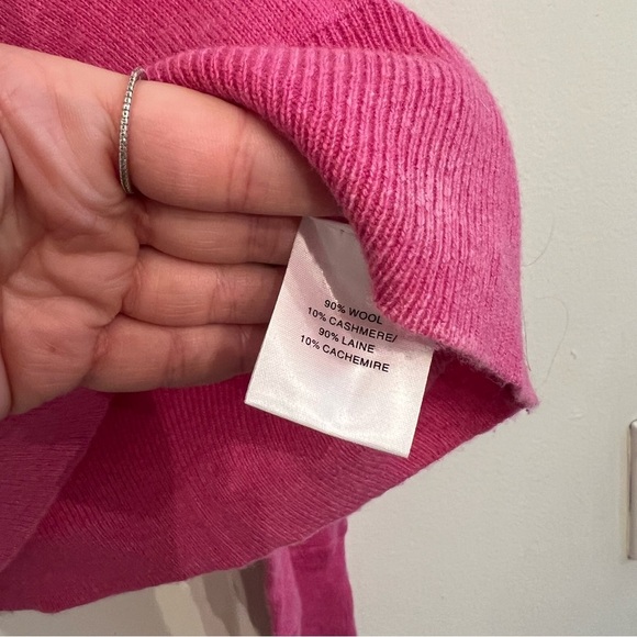 The Westside Floral Sweater - Picture 7 of 9